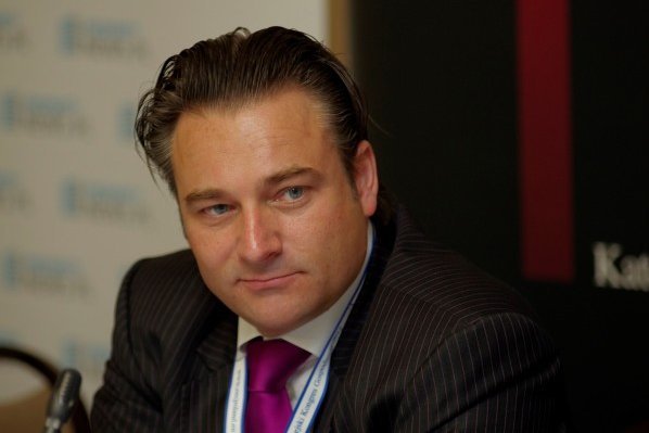 Holender, który 10 lat temu "zastał Warszawę drewnianą, a zostawi murowaną"