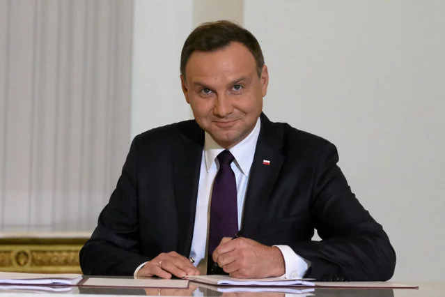 Prezydent Duda odesłał ustawę o zgromadzeniach do trybunału.