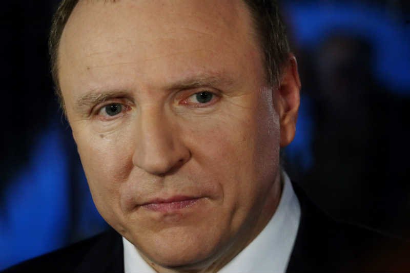 Dziennikarz oskarża Jacka Kurskiego, że odebrał mu program za żarty na Twitterze.