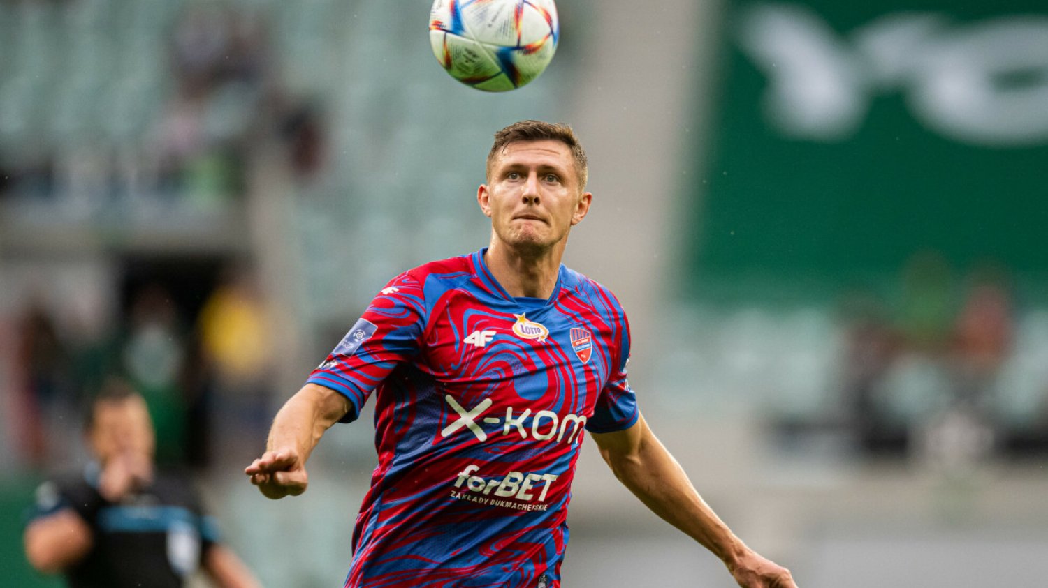 Fabian Piasecki zdobył fantastycznego gola w meczu Rakowa Częstochowa z Radomiakiem Radom.