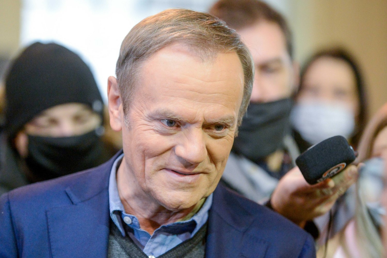 Doland Tusk żartobliwie napisał, że wzrost cen wina to nie jego wina.