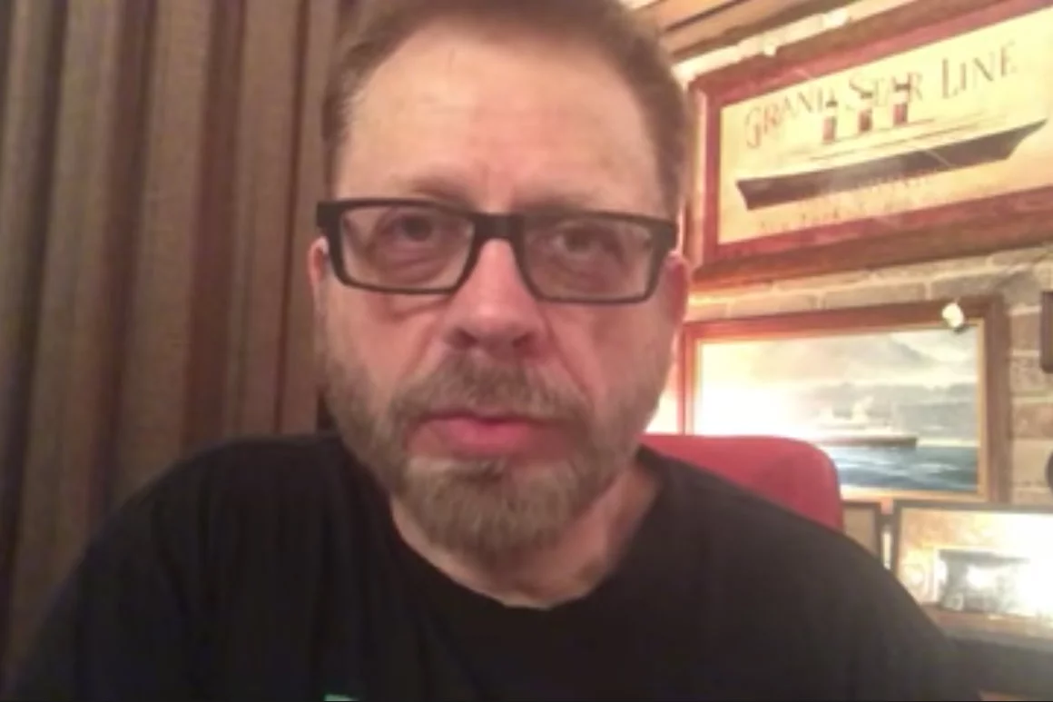 Tomasz Raczek skomentował głośny film Tomasza Sekielskiego.