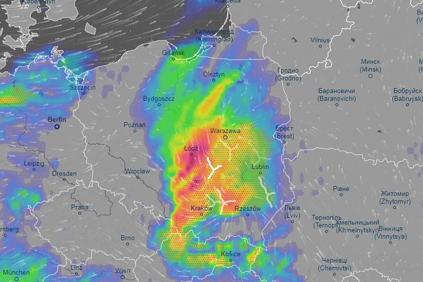 Są ostrzeżenia przed burzami z gradem dla wielu regionów Polski. Alerty wydało RCB i IMGW.