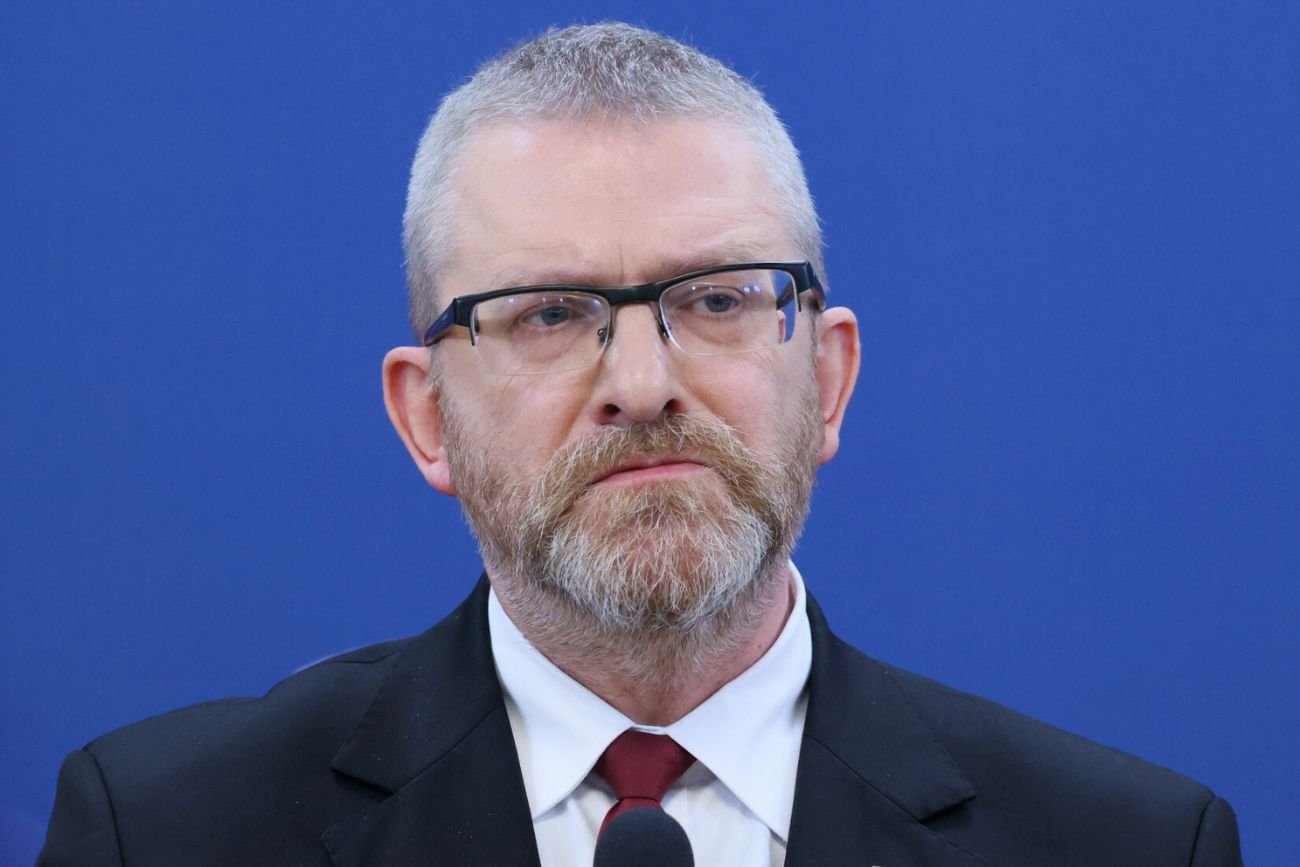 Grzegorz Braun ukarany przez PE. Chodzi o te słowa o społeczności LGBTQI.
