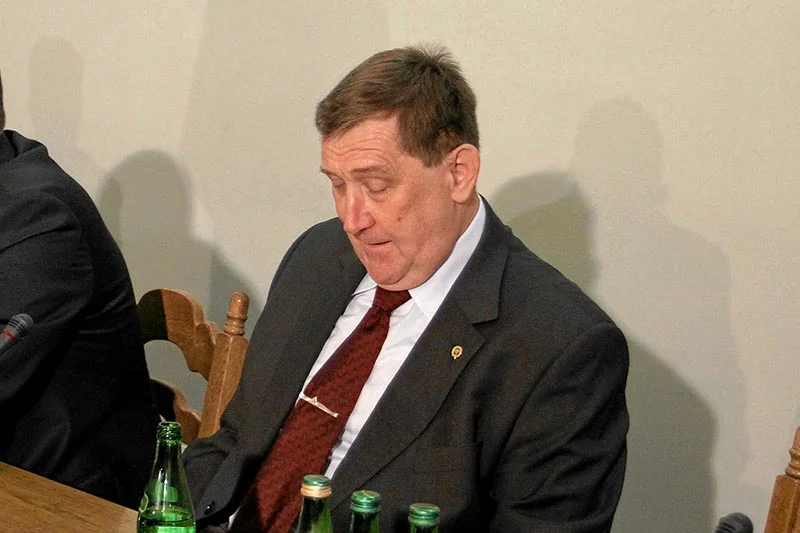 "Newsweek" przedstawia sylwetkę prof. Jacka Rońdy.