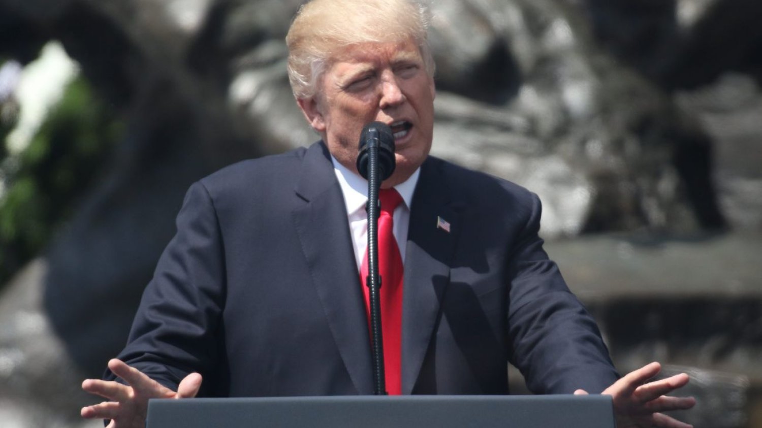 Incydent w rezydencji Trumpa. Chciał "głosić Ewangelię", ale to drugi powód szokuje. Mężczyzna wtargnął do rezydencji Trumpa. Chciał...poślubić jego wnuczkę.