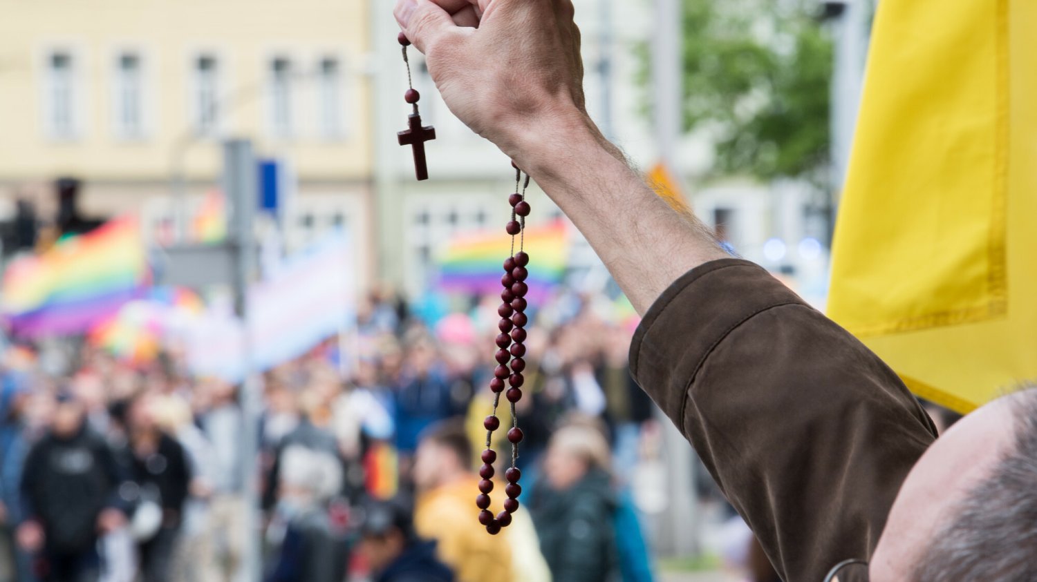Katolicy chcą walczyć o rodzinę i dzieci nienarodzone. A co z walką o życie tych narodzonych?