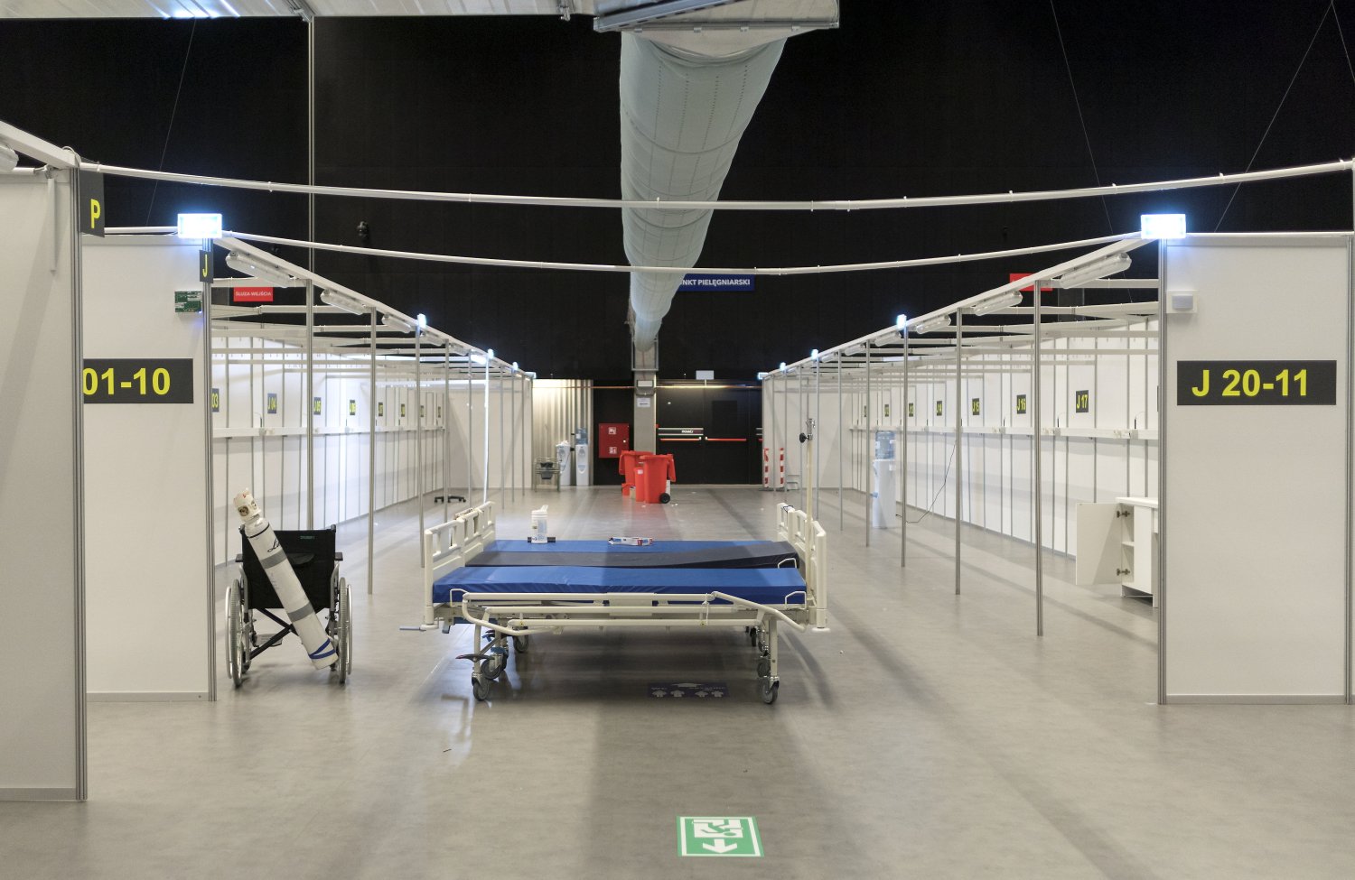 Brakujące dane ws. pandemii Covid-19? Liczby się nie zgadzają.