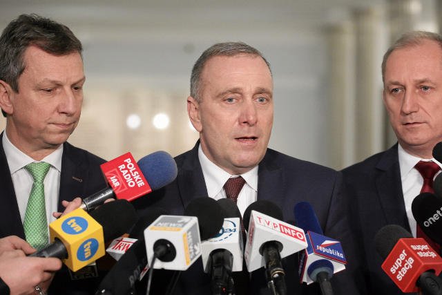 Inicjatywa PO to odpowiedź na przyjętą w piątek opinię Komisji Weneckiej na temat zmian w Trybunale Konstytucyjnym.