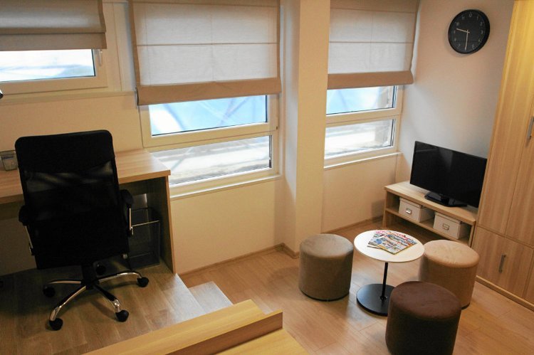 Wynajmujący mieszkania skarżą się na katastrofalny wpływ koronawirusa. Wynajmujący mieszkania skarżą się na katastrofalny wpływ koronawirusa.