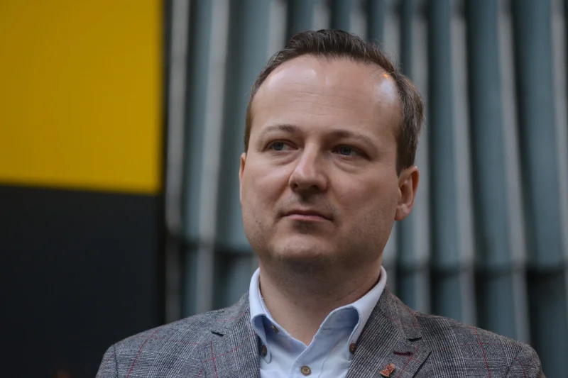 Wojciech Bartelski to były burmistrz Śródmieścia i b. szef radnych PO w sejmiku mazowieckim