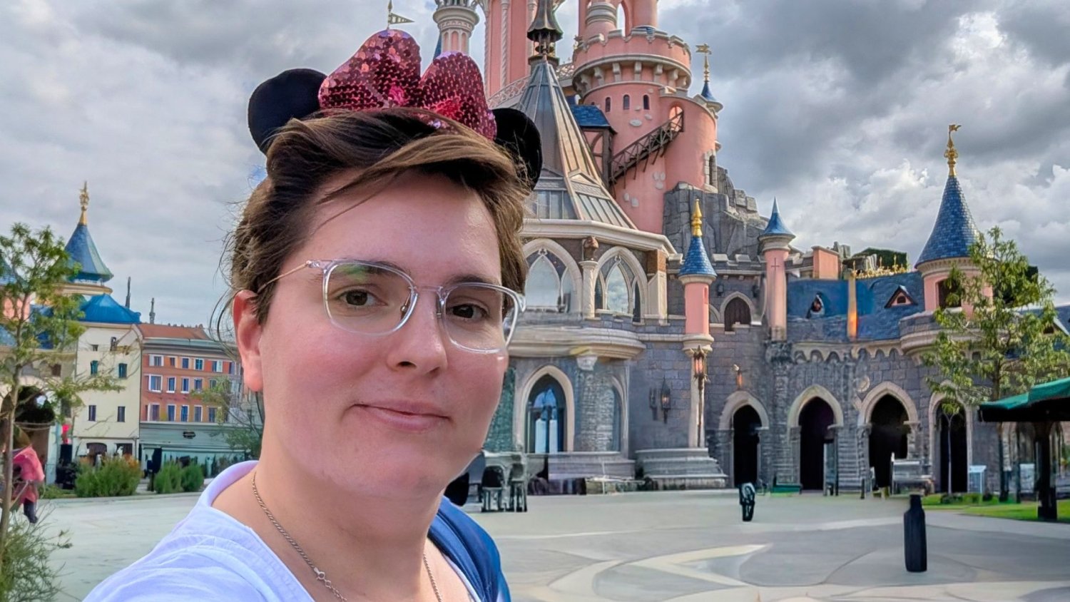 Odwiedziłam Disneyland w Paryżu. Powiem wam, jak można tam sprytnie oszczędzić