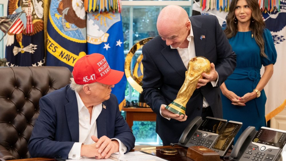 Trump zażądał od FIFA przeglądu czerwonej kartki dla Baloguna w meczu USA–Bośnia