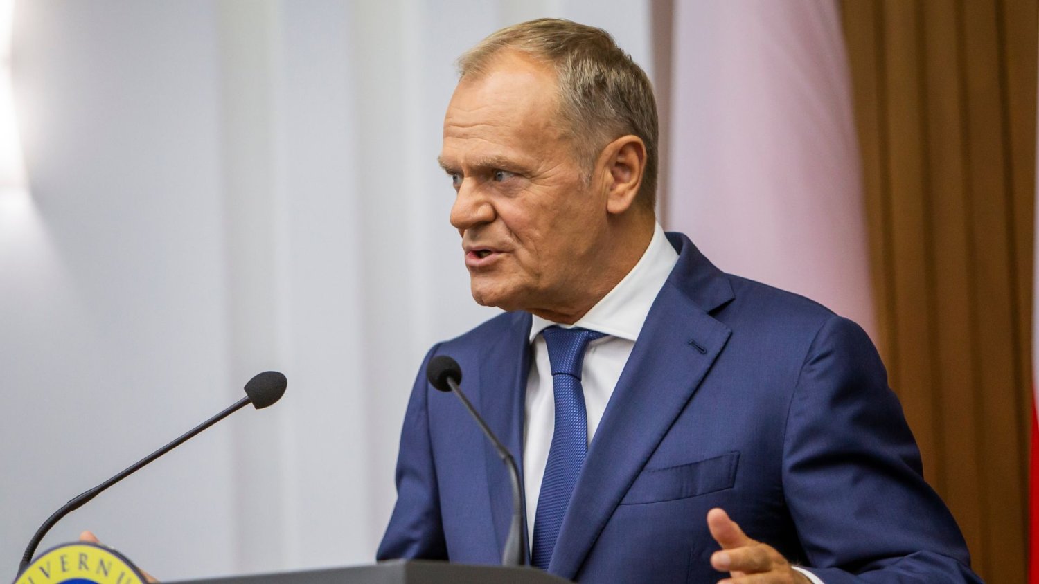 Sondaż podpowiedział Tuskowi trik na utrzymanie stołka. Liczba 11 to klucz
