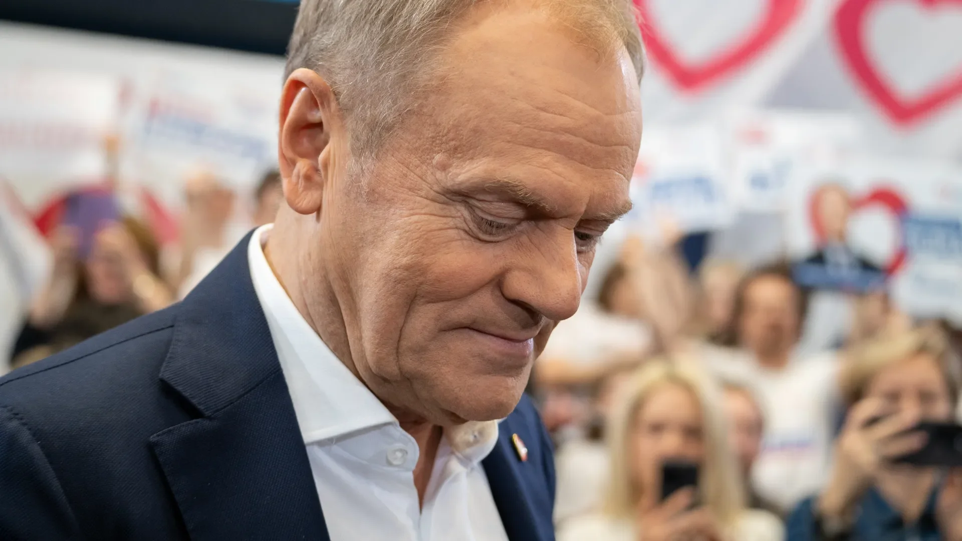 Papa po nowym sondażu przeprosi się z koalicjantem. 231 to liczba warta zachodu