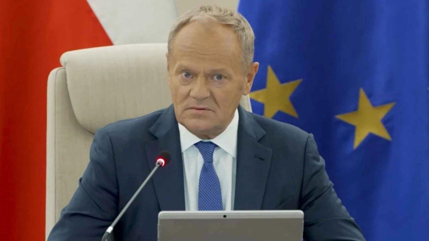 52-latek groził Tuskowi śmiercią. Podpis premiera otworzył drogę do zarzutów