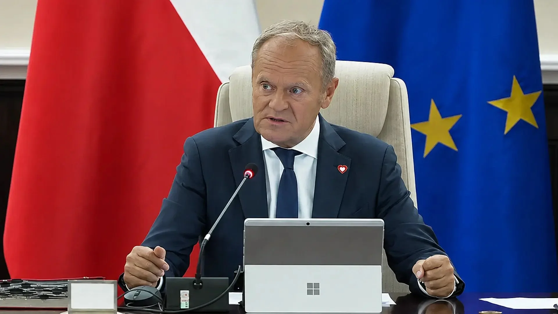 Tusk przerwał milczenie ws. Romanowskiego. "Służby potwierdziły na 99 proc." Donald Tusk