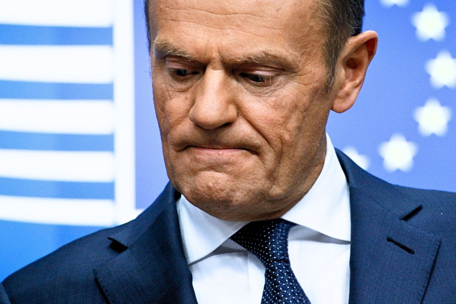 Po nowym sondażu Tusk zacznie planować emeryturę. 27,5 proc. bez znaczenia Donald Tusk smutny po nowym sondażu