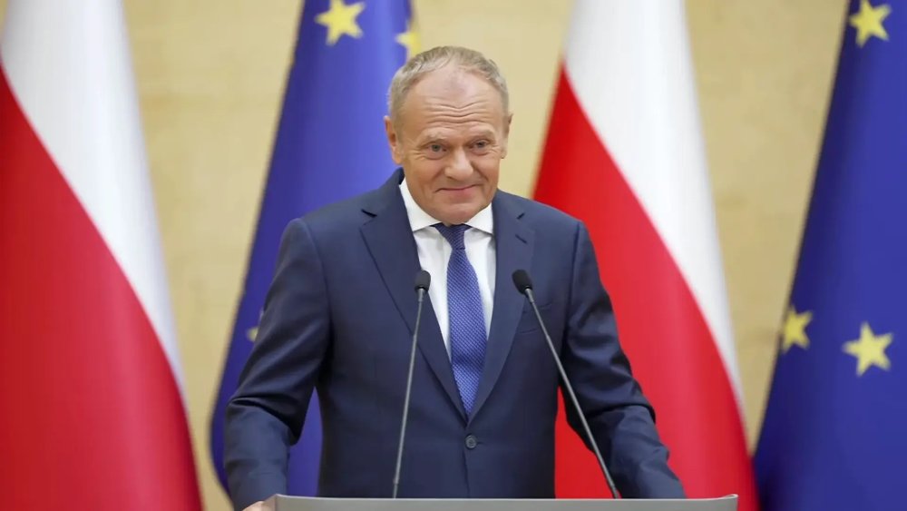 Tusk o roku Nawrockiego: gorzkie słowa i cisza na konferencji