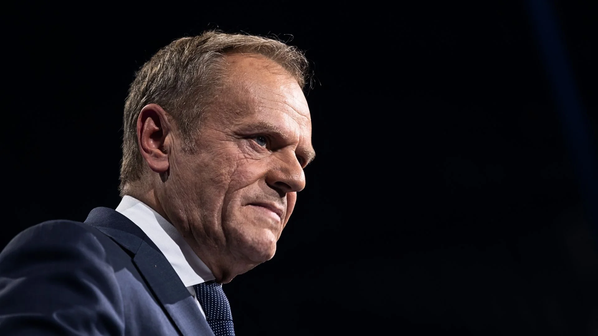 Tusk szykuje się do ofensywy. "Widzimy, że atmosfera zaczyna się zagęszczać" Donald Tusk
