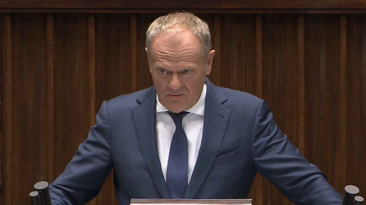 Tusk w Sejmie ujawnił cytat z akt Zondacrypto. "Zbyszek ukręci łeb tym sprawom"