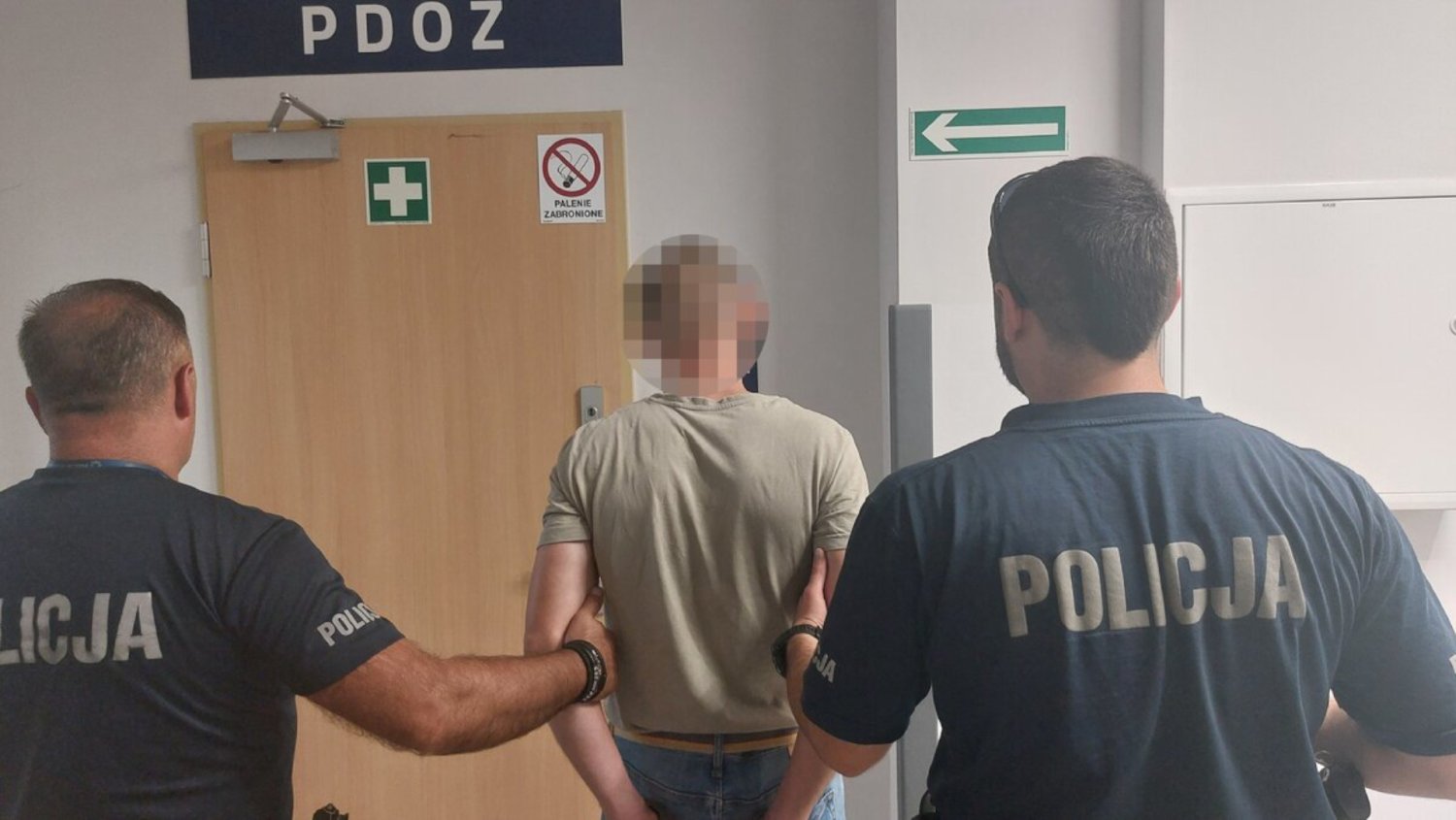 CZTERY sądowe zakazy, a mimo to jechał autem z 7-latkiem. Kolejnego dnia trafił za kratki