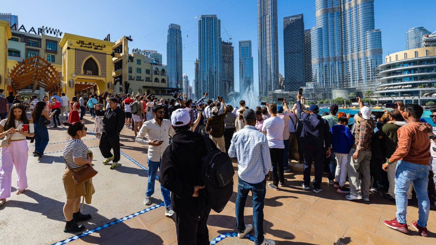 Dubaj w kryzysie. Za ściągnięcie turystów zapłacą nawet 3 tys. zł
