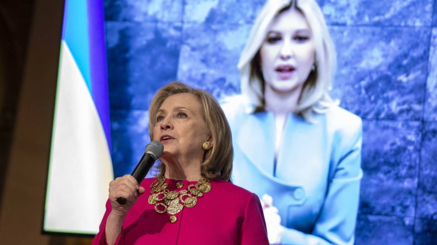 Ołena Zełenska odebrała nagrodę z rąk Hillary Clinton