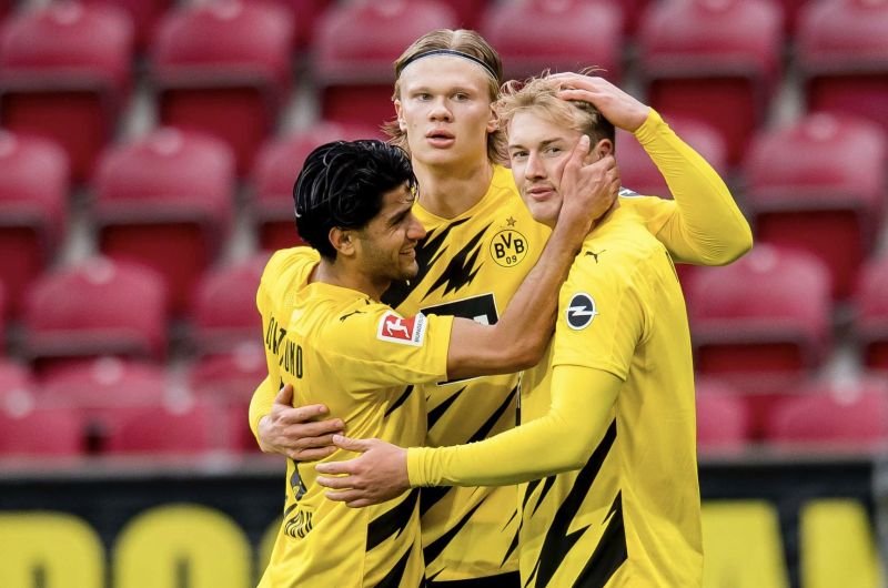 Borussia Dortmund zapewniła sobie awans do Ligi Mistrzów i jest o krok od ligowego podium