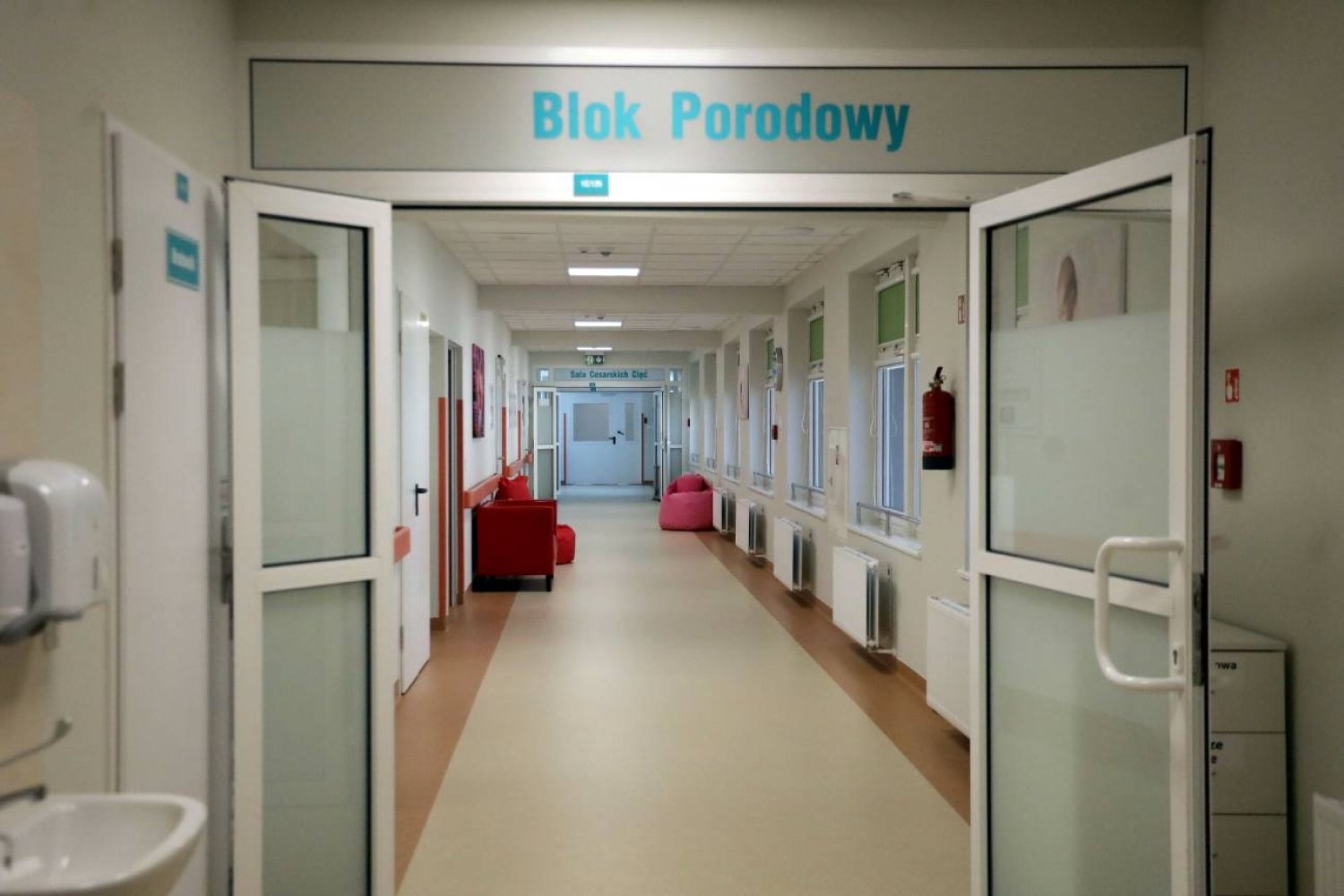34-latka w 7 miesiącu ciąży zmarła w trakcie zabiegu. Osierociła 6 dzieci