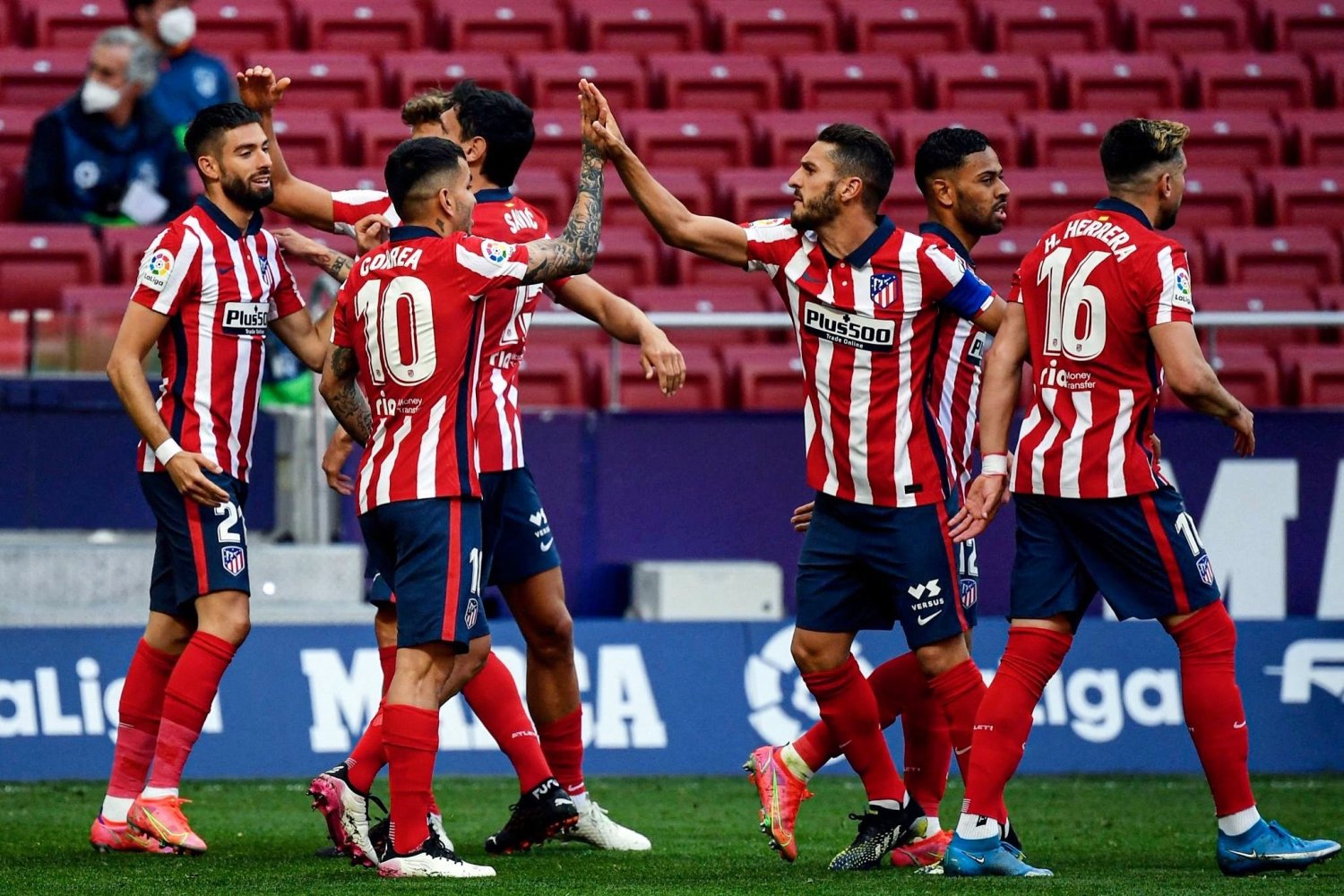 Atletico Madryt efektownie wróciło do walki o triumf w LaLiga