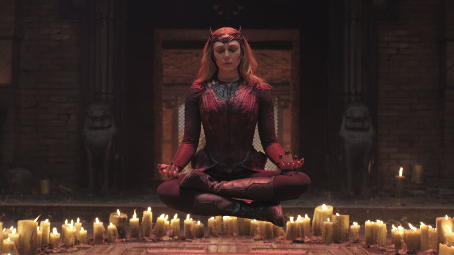 Elizabeth Olsen jako Scarlet Witch w "Doktor Strange w multiwersum obłędu". Elizabeth Olsen jako Scarlet Witch w "Doktor Strange w multiwersum obłędu".