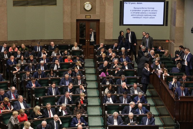 W czwartek Sejm przyjął tzw. ustawę kagańcową.