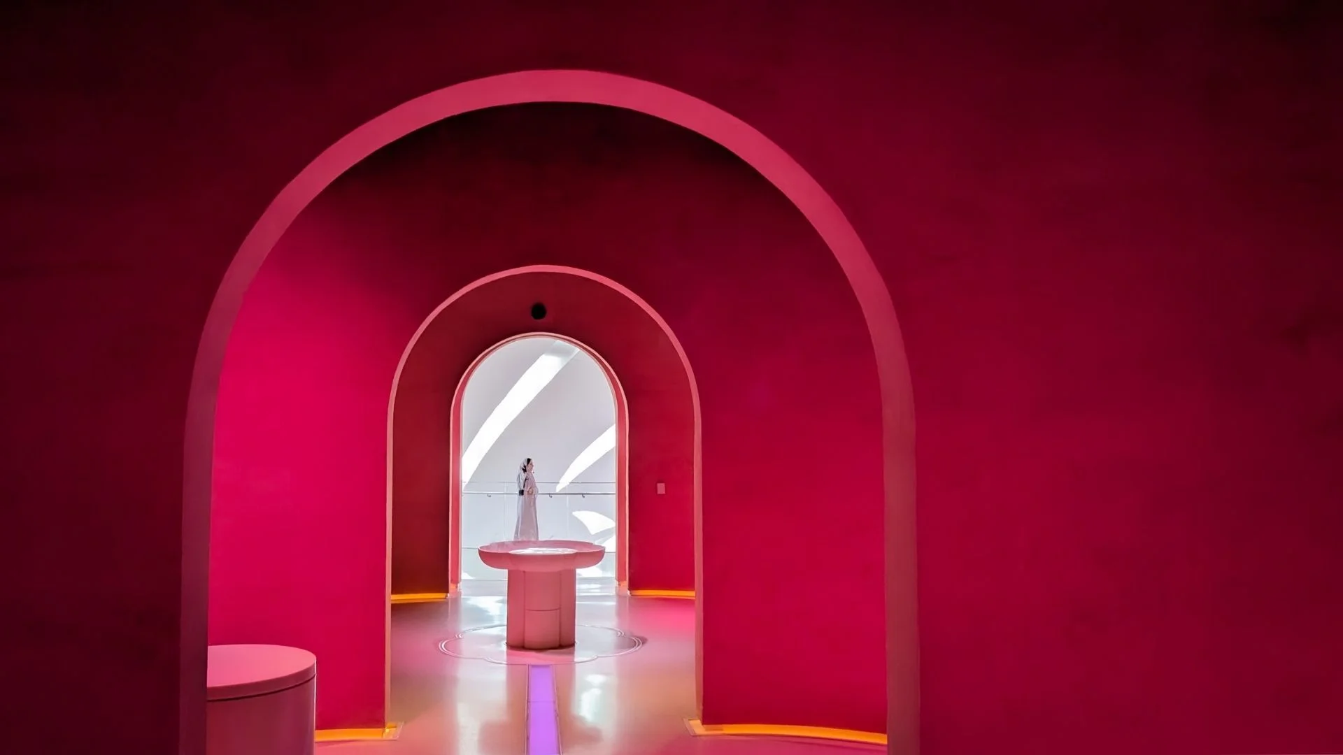 Wnętrze Muzeum Przyszłości w Dubaju