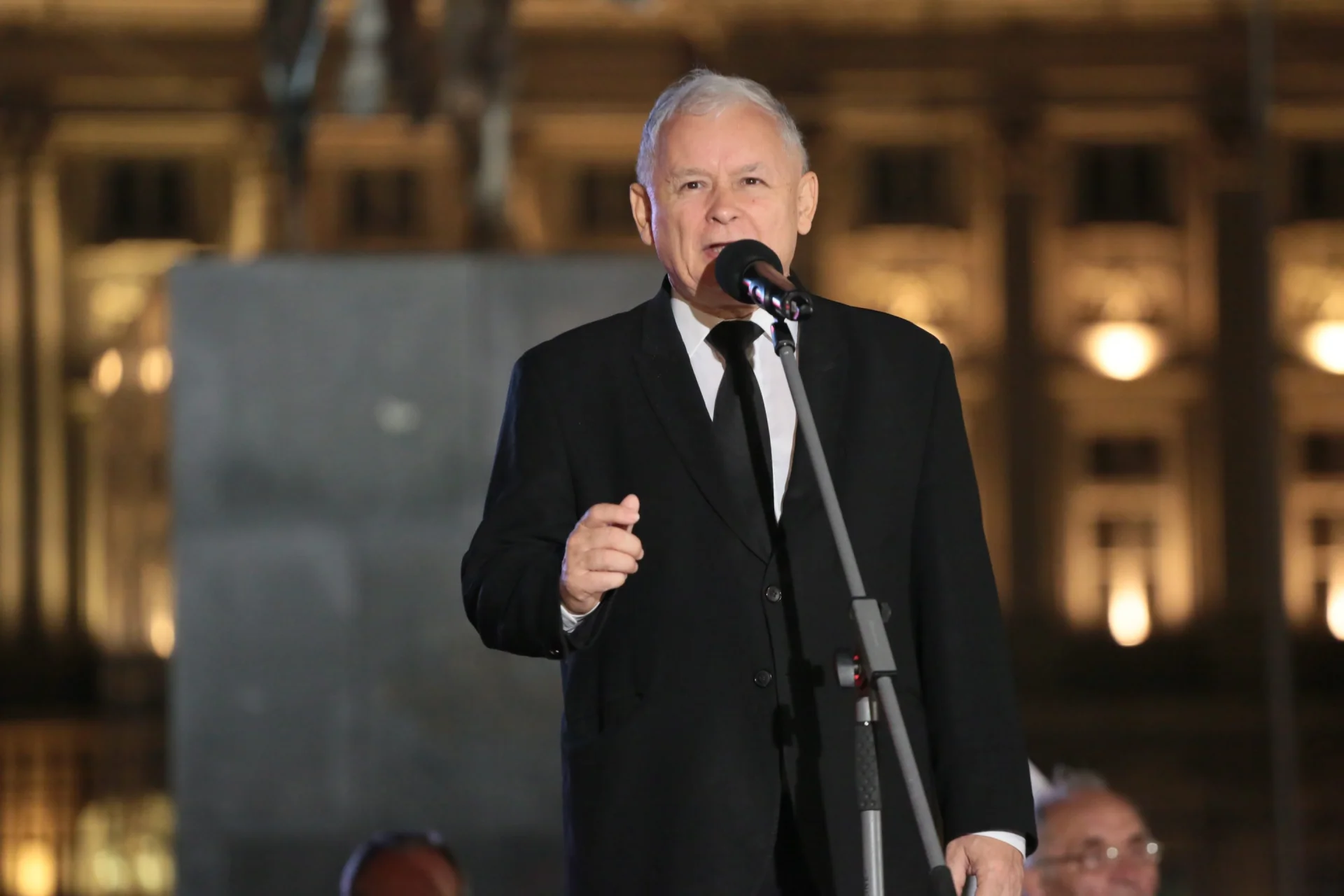 Jarosław Kaczyński podjął ważną decyzję w sprawie wraku tupolewa.