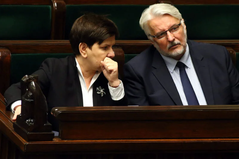 PiS chce podważyć wynik szczytu Rady Europejskiej metodą a'la Szydło, przez niepodpisanie dokumentu kończącego szczyt.