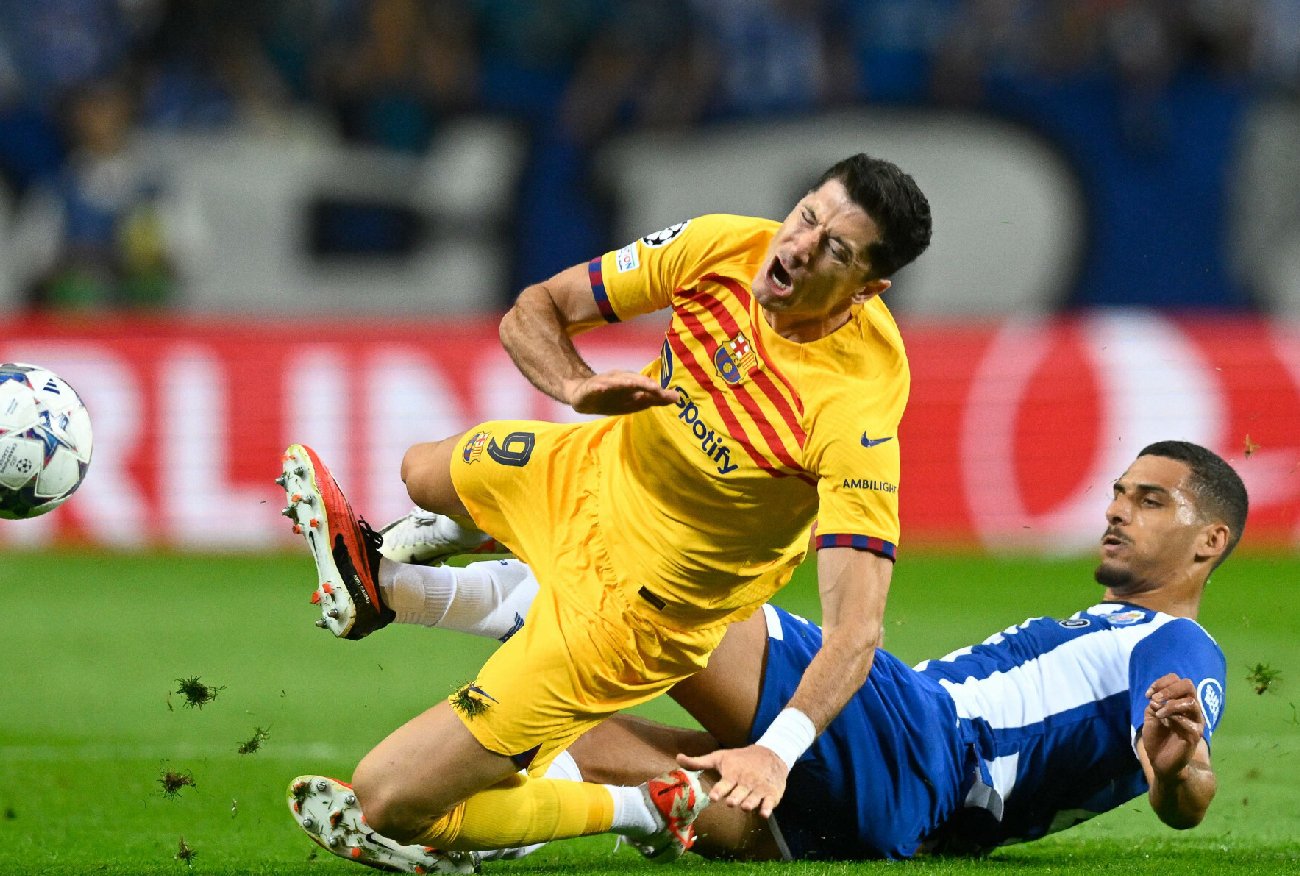 Złe wiadomości ws. zdrowia Roberta Lewandowskiego. Wiadomo, co mu dolega.