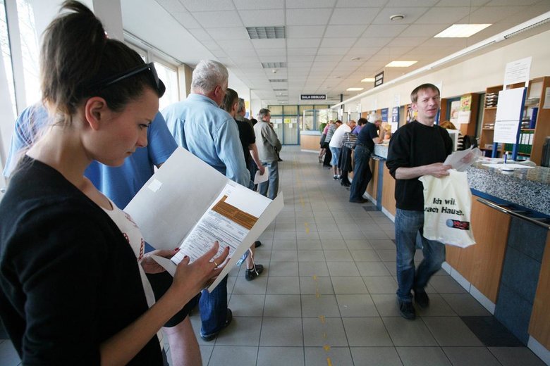 Jak wypełnić i wysłać PIT-11?