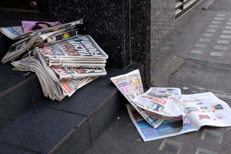 "Informacje są jak kalorie. Trzeba je sobie dozować". Część komentatorów rekomenduje przejście na "informacyjną dietę"