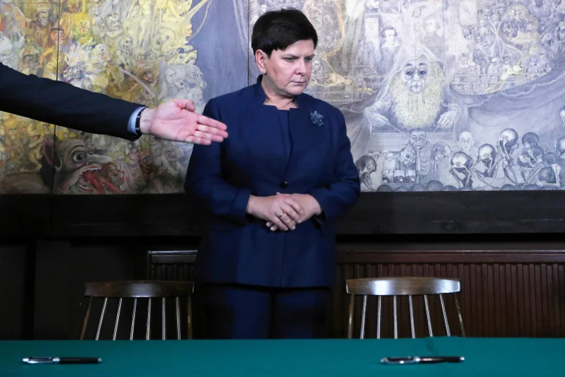 Czy Beata Szydło zwróciła premie?
