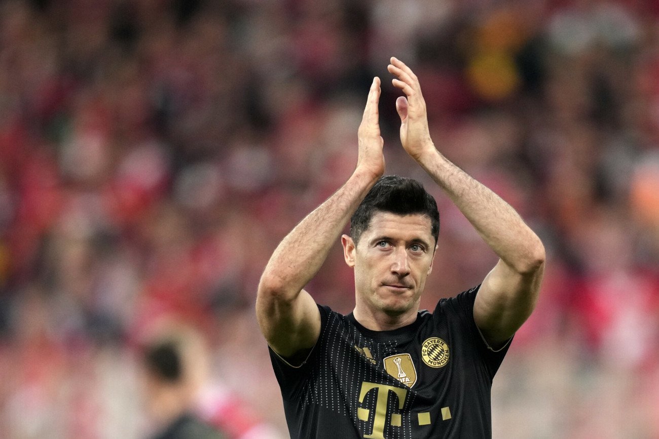 Robert Lewandowski we wtorkowy wieczór stanie przed szansą rozegrania 100. meczu w karierze w Lidze Mistrzów.