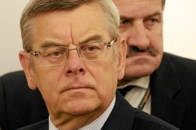 Zdaniem prof. Nałęcza, ataki na Komorowskiego mają odwrócić uwagę od działań PiS, chroniących SKOK Wołomin