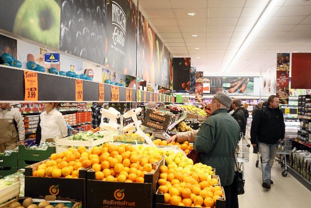 Kto naprawdę jest mistrzem niskich cen?