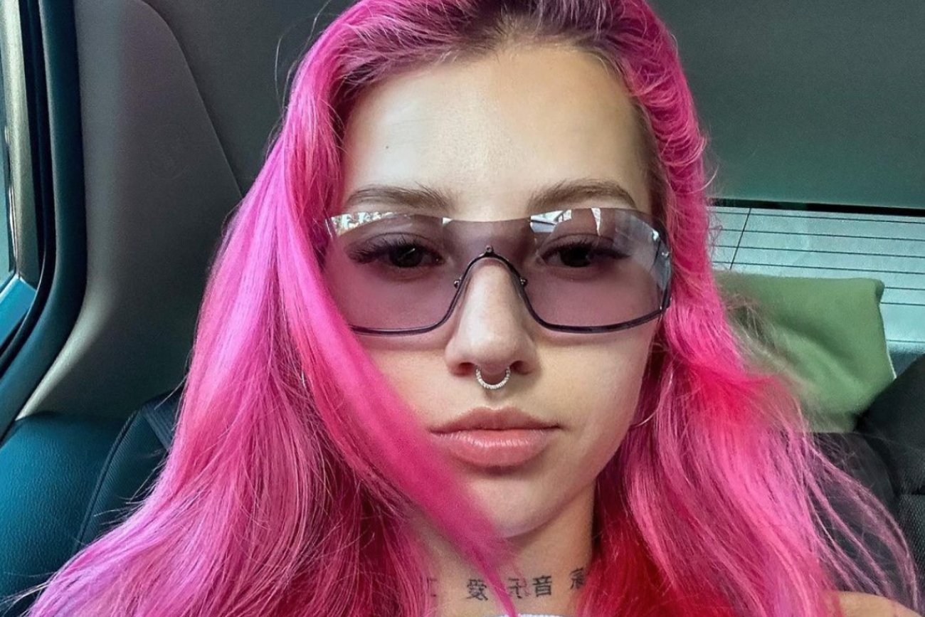 Young Leosia wybrała się na wakacje. Tymczasem Izrael zaatakowała Palestyna