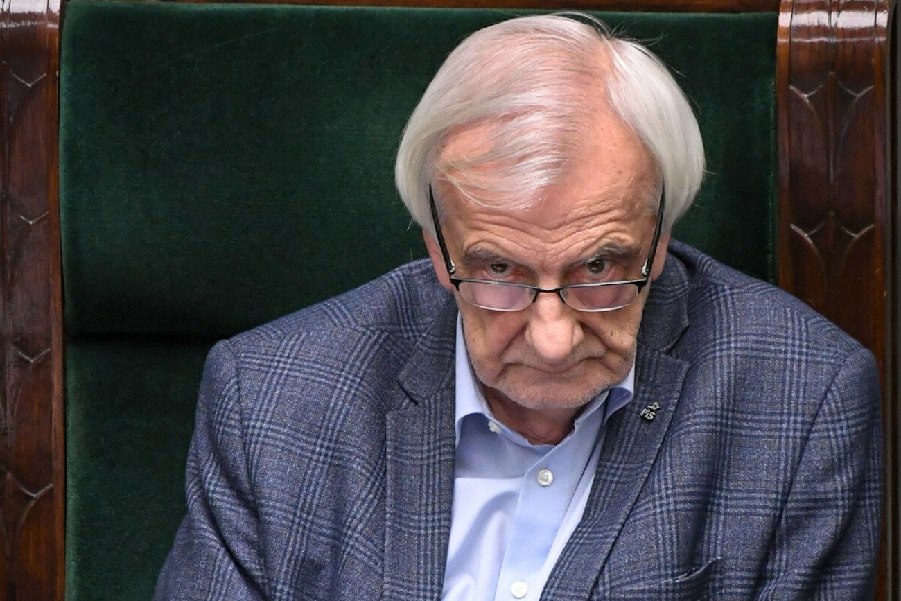 Ryszard Terlecki ocenił, że rząd powinien wyjaśnić, które wiadomości z afery mailowej są autentyczne, a które nie.