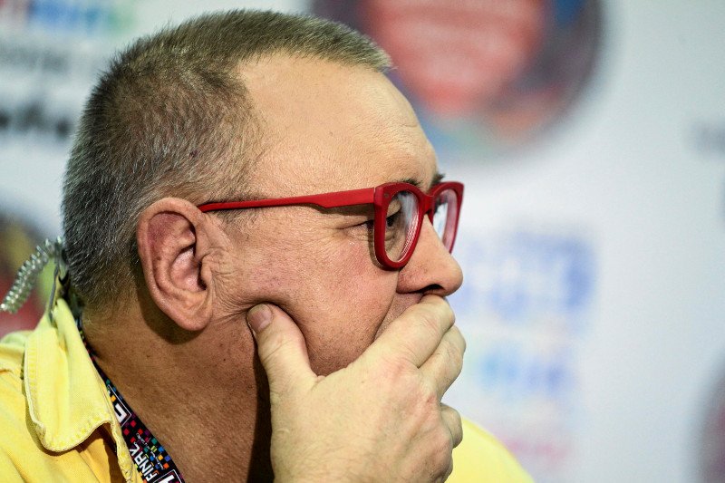 Jerzy Owsiak pogroził Jackowski Kurskiemu, żądając, by "Wiadomości" TVP podały informację o kupnie sprzętu medycznego przez WOŚP. Tyle że groźby te niewiele znaczą.