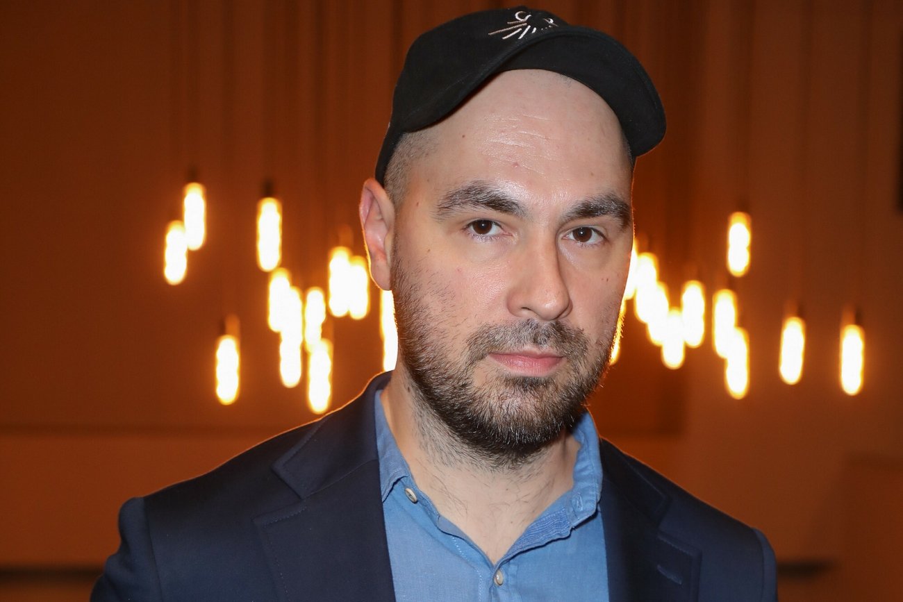 W Amsterdamie artystka zrobiła mural z Jakubem Żulczykiem.