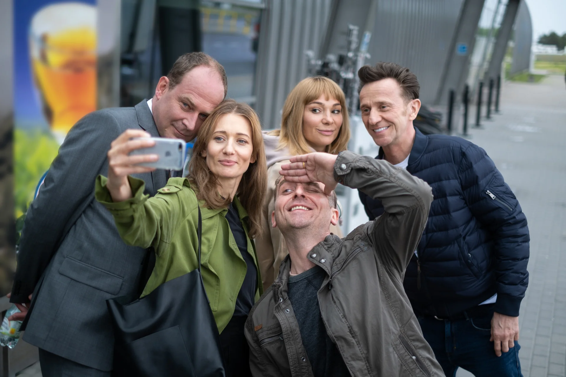 Od lewej: Marcin Perchuć, Magdalena Popławska, Wojciech Mecwaldowski, Sonia Bohosiewicz, Paweł Wilczak