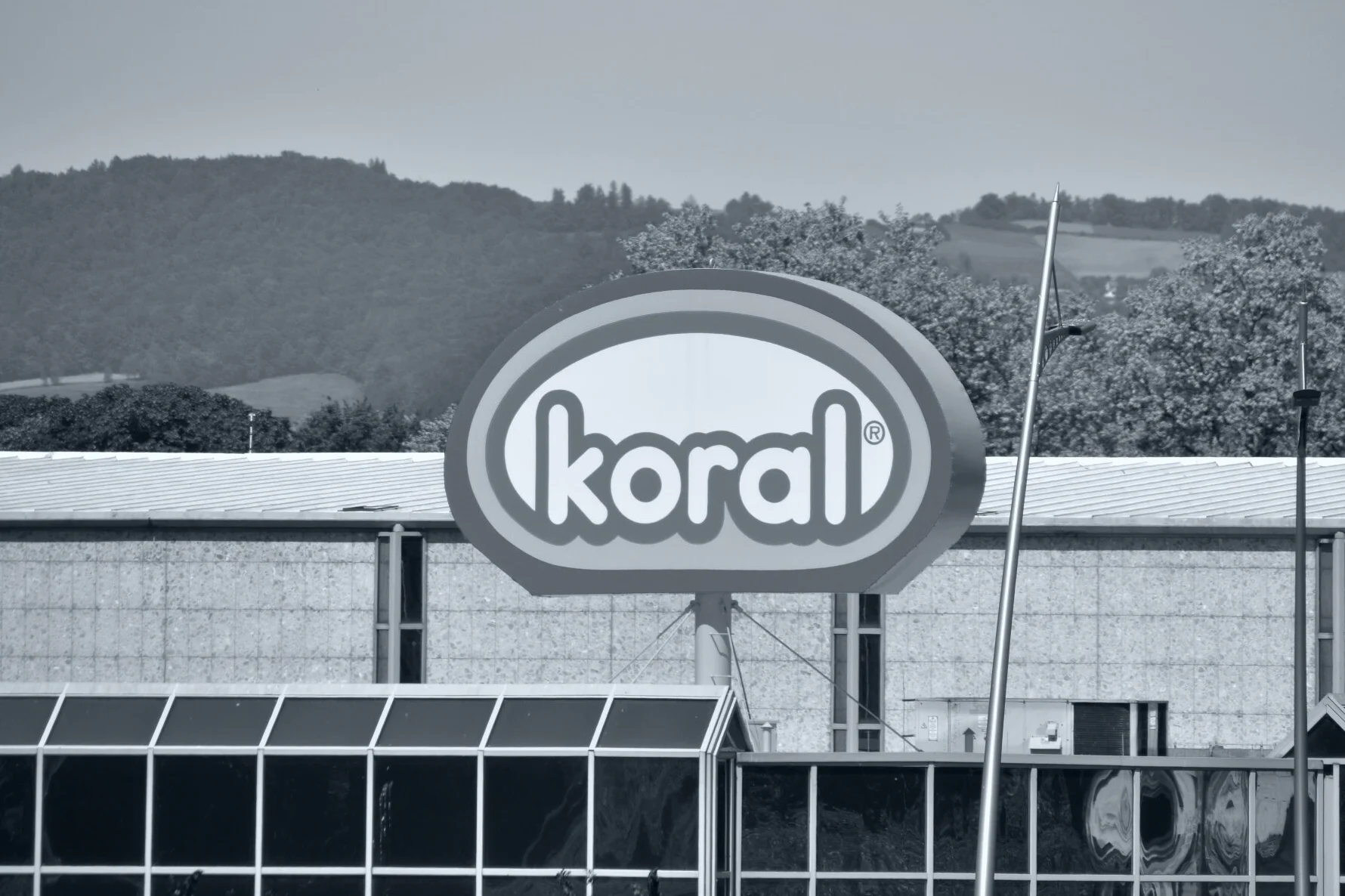 Jan Koral nie żyje. To jeden z braci od lodowego imperium