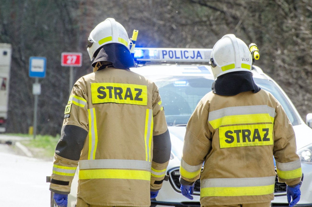 Wypadek pod Sochaczewem. Ciężarówka zderzyła się z busem, zabici i ranni. (Zdjęcie poglądowe)
